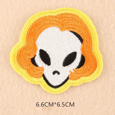 1pcs Space Universe UFO parches Embroidered Iron on Patches for Clothing DIY Motif Stripes Clothes Stickers The aliens Badges - Цвет: ZU03-13