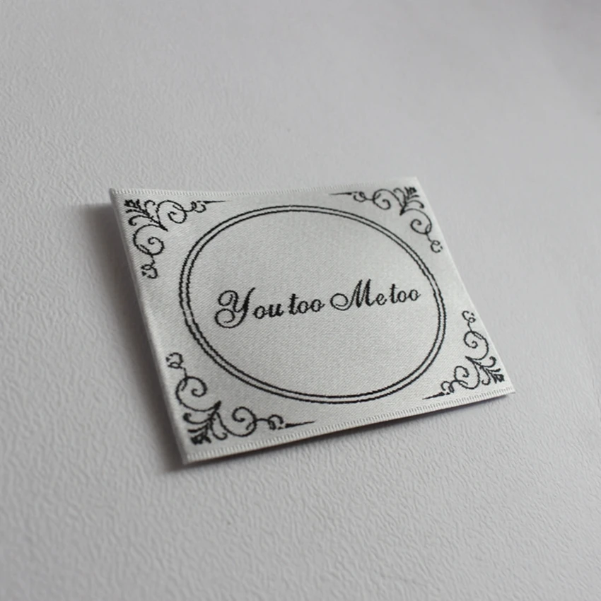 Customize 1000 pcs/lot Wood shuttle satin woven label selvage edge