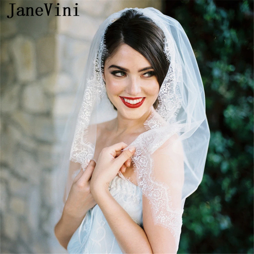 

JaneVini 2019 Simple Bridal Veils Ivory /White One Layer Lace Edge Elbow Length Wedding Veil with Comb Tulle Wedding Accessories
