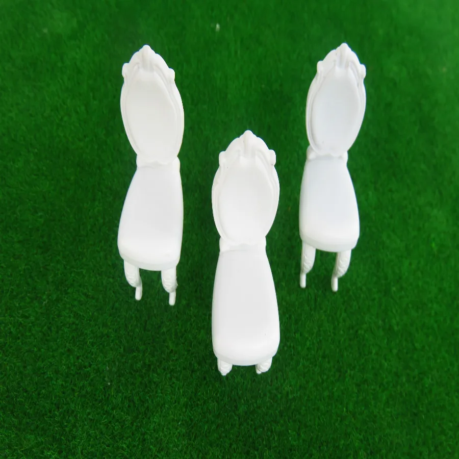 scale white chair  (9)