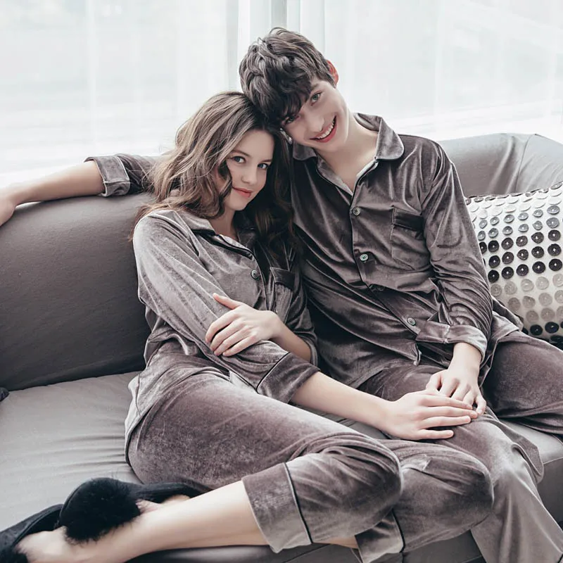 

Autumn and winter couple pajamas women's gold velvet long-sleeved men's home service suits Leisure women sleepwear