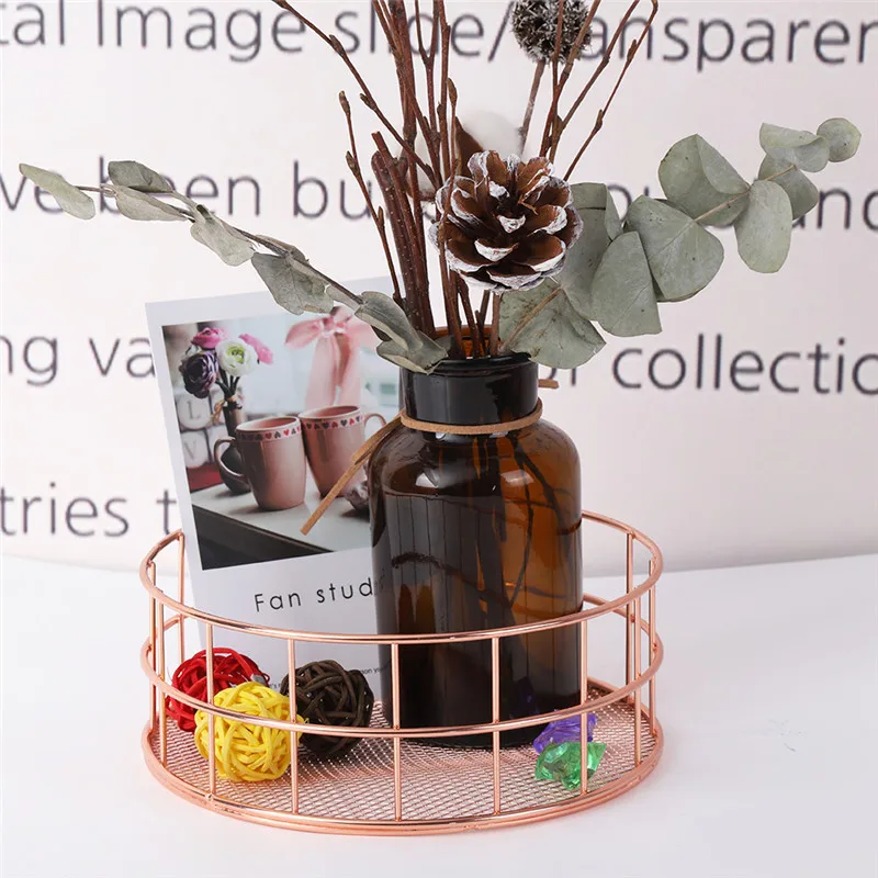 

Nordic Style Rose Gold Metal Basket Cosmetic Organizer Wire Storage Holder Home Office Desk Toiletry Collection Bathroom Shelf