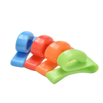 

2PCS Plastic Novelty Home Mini Cute Creative Anti-lost Hook Within The Bag Key Storage Holder Rack Robe Hooks Bathroom Hardware