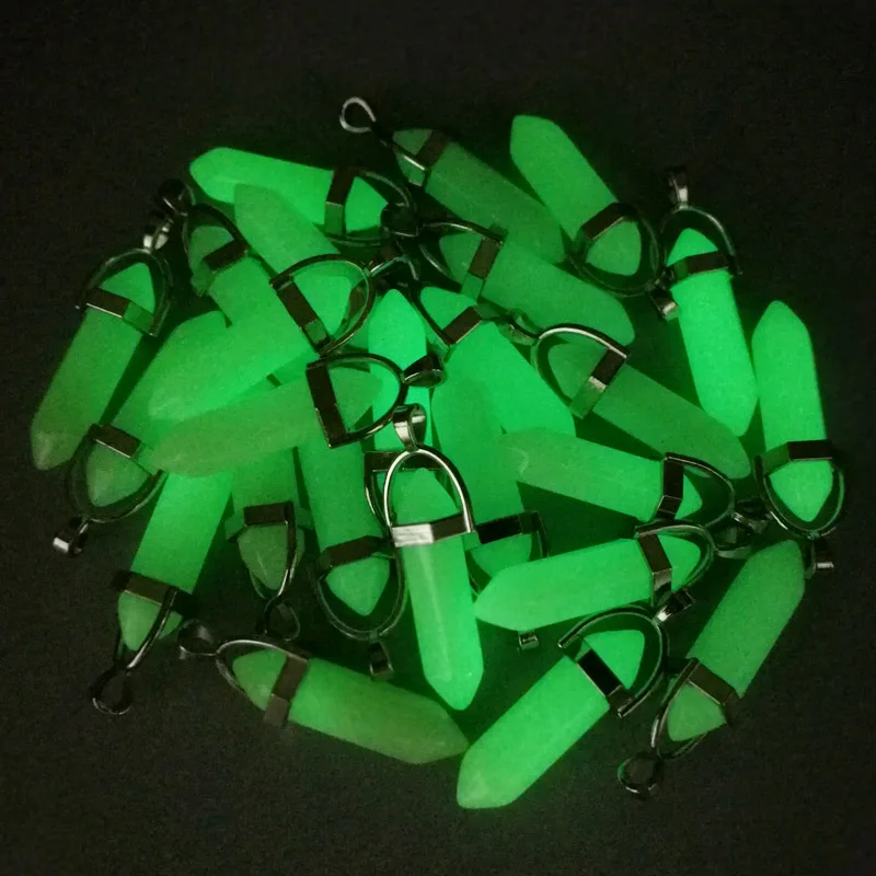 

Wholesale fashion Glow in the Dark Luminous stone Pendants & necklaces for Jewelry making charm Point 12pcs/lot Free shipping
