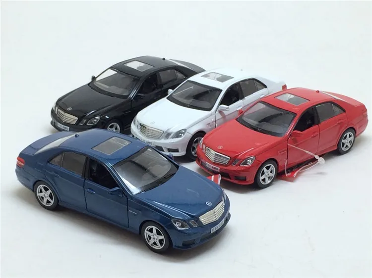 Точная имитация эксклюзивный Diecasts & Toy Vehicles: RMZ city автомобильный Стайлинг E63 AMG