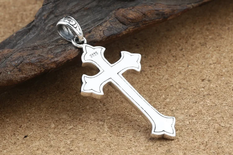 silver-cross-pendant002e