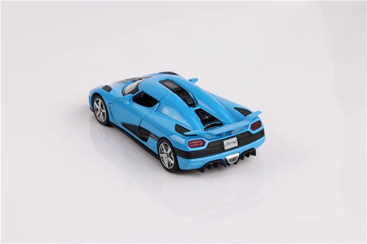 1/32 Diecasts& игрушечные транспортные средства Koenigsegg супер модель автомобиля со звуком и светильник коллекция автомобиля игрушки для мальчика Детский подарок brinquedos