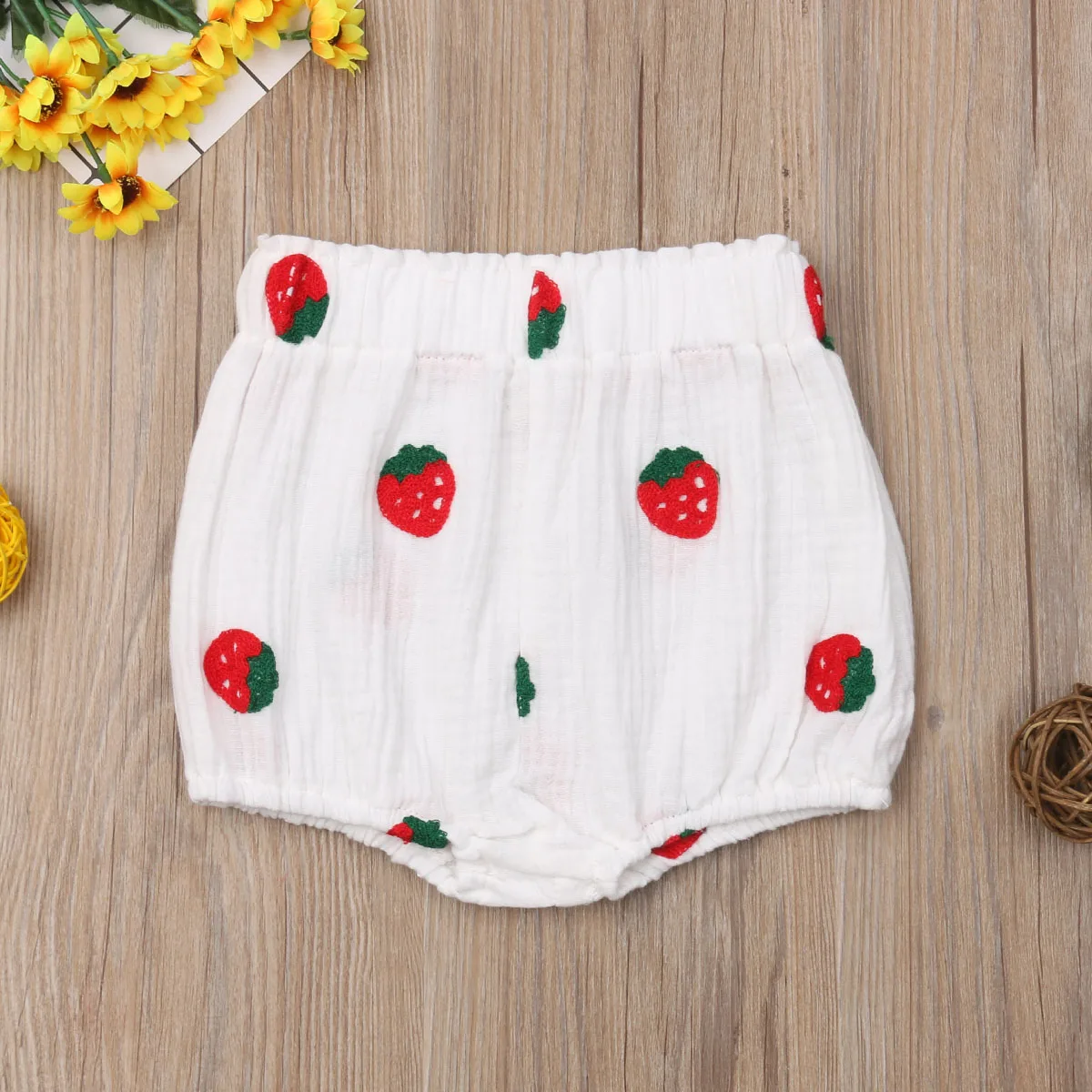 Коллекция года, одежда для маленьких девочек шорты-шаровары для новорожденных трусики-шортики милые штаны с принтом клубники и вишни шорты для малышей - Цвет: white Strawberry