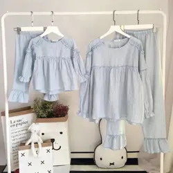 Семейные комплекты пижамы 2018 сезон: весна–лето из хлопка для мамы и дочки Пижама Двойка дети Обувь для девочек пижамы Ночная рубашка