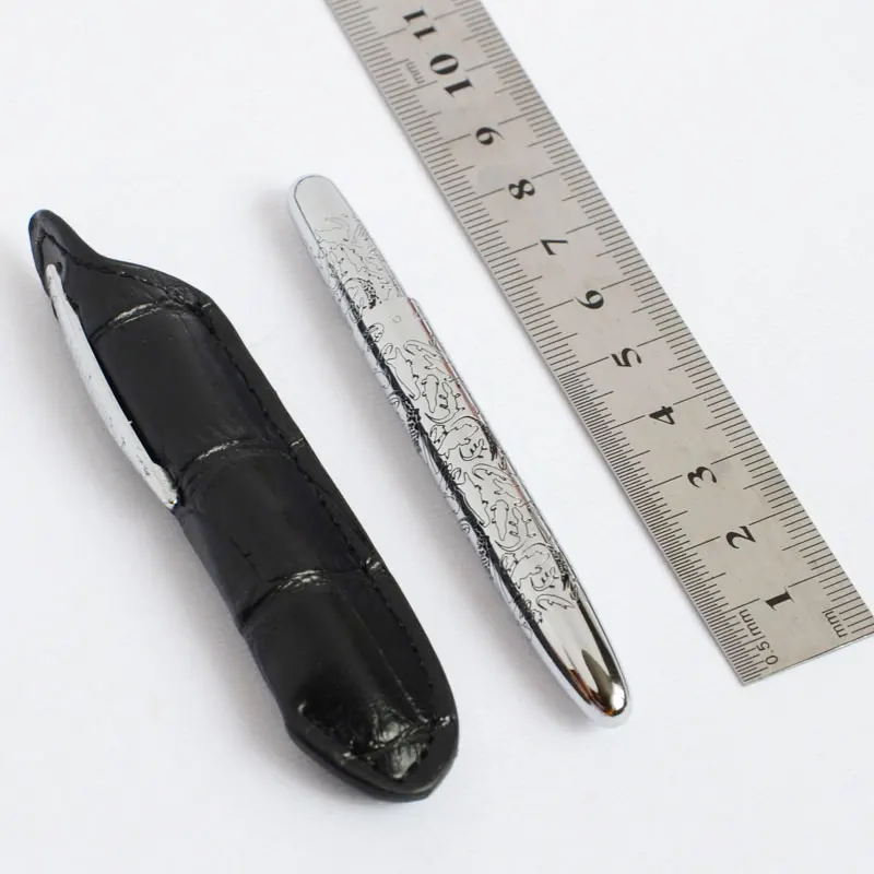 

ROLLER BALL PEN + POUCH MINI CROCODILE CARVE SILVER NEAT CONVIENCE 9CM