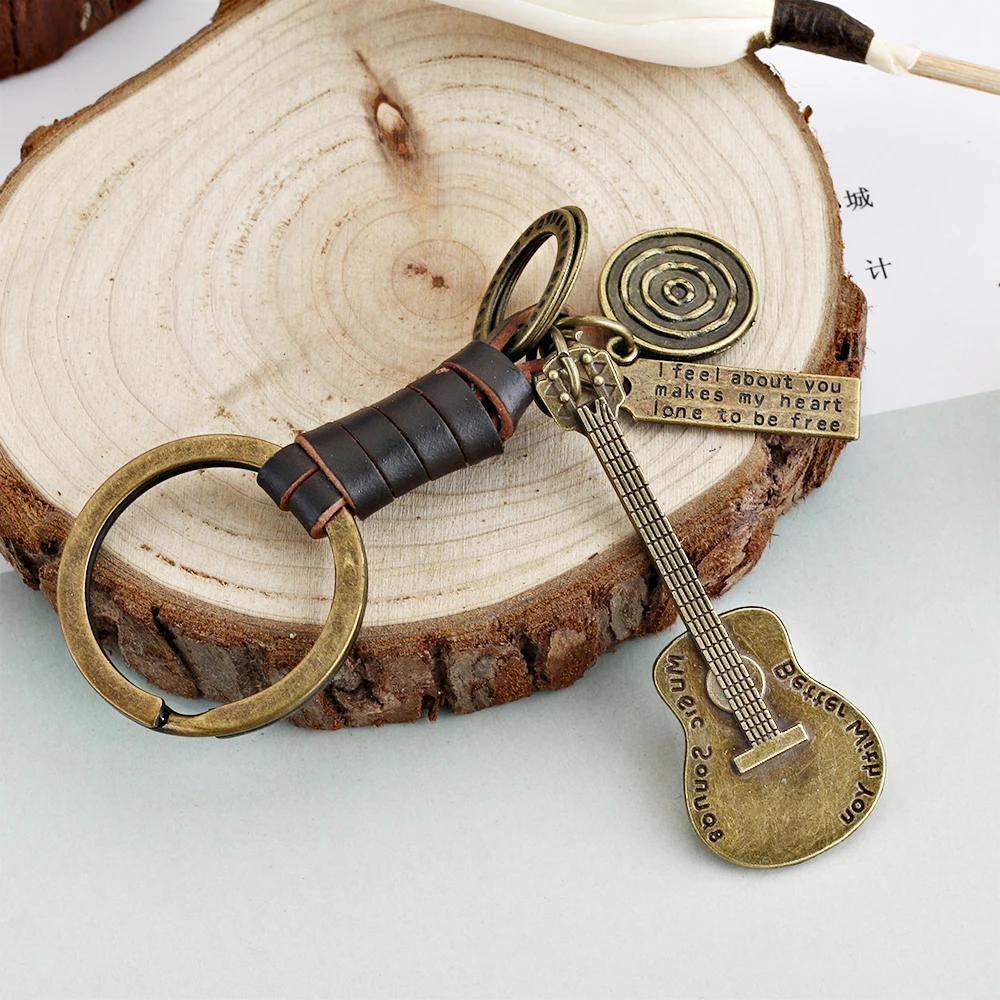 2018 LiuJun new design Guitar Keychain Leather Vintage Punk Key Chains