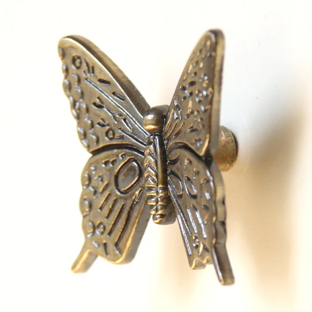 Cheap Retro Bronze Butterfly Metal Knob Kitchen Furniture Dresser Cabinet Chest Drawer Pull handle Cheap Retro Bronze Butterfly Metal Knob Kitchen Furniture Dresser Cabinet Chest Drawer Pull handle