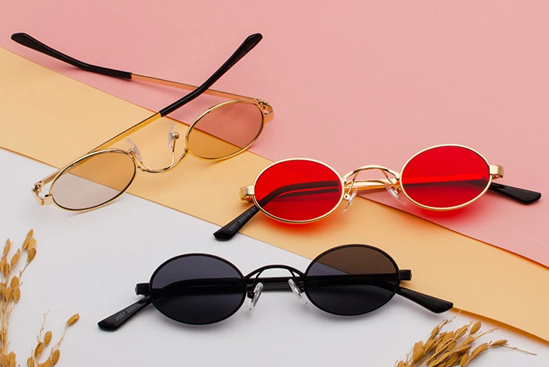 Tiny Oval Sunglasses Men detail (5)