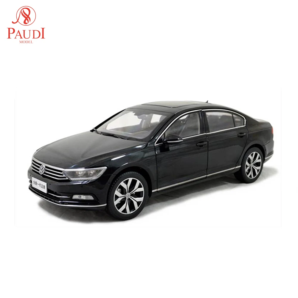 Модель Paudi 1/18 1:18 Масштаб VW Magotan(Passat B8) черный литой модельный автомобиль игрушка, модель автомобиля двери открытые