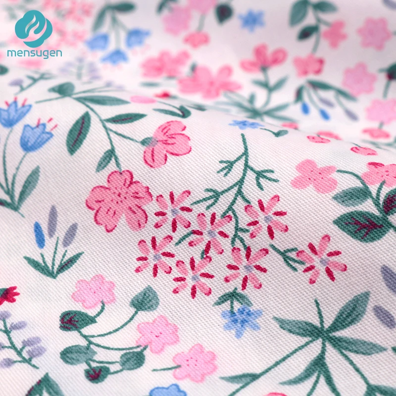 Versatile Printed Cotton Fabric for DIY Crafts and Quilting