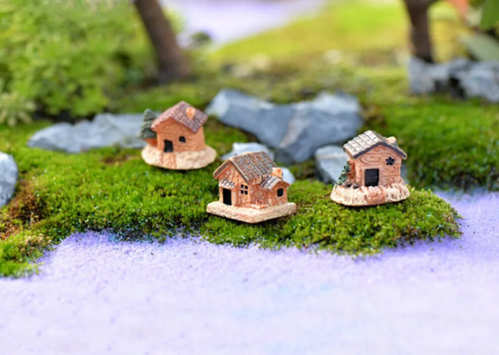 

2018 New Mini Dollhouse Stone House Resin Decorations For Home DIY Mini Craft Cottage Landscape Decoration Petits ornements