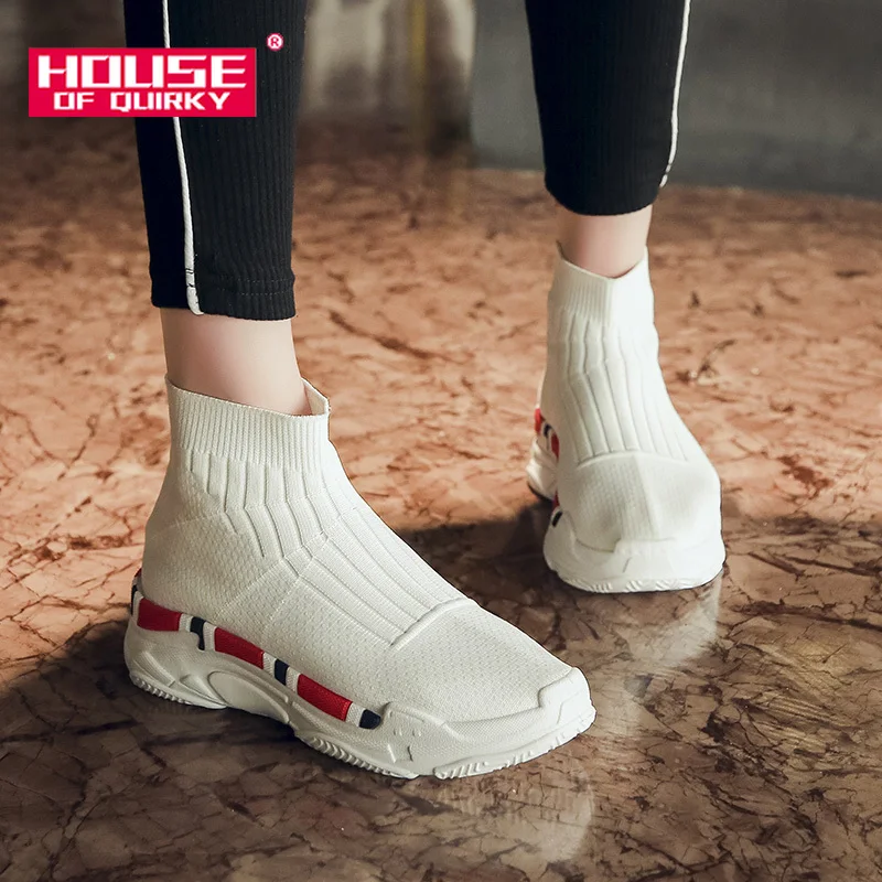 

New Women Vulcanized Shoes Breathable Mesh Sport Shoes Woman Round Head Flat Sneakers Shoes Ladies Casual Running Shoes 2019 New