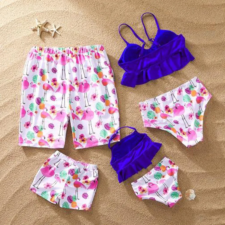 

Flamingos Print Family Swimwear Matching Outfits Mother and Daughter String Bikini Set Father and Son Beach Shorts