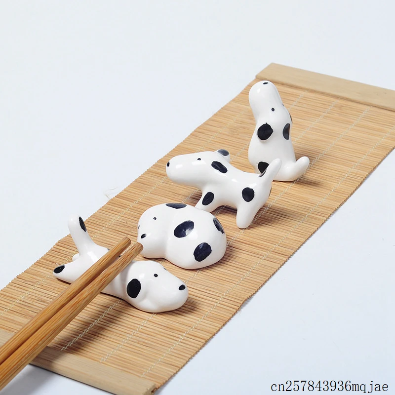 

100pcs Dog Chopstick Holder Ceramic Chopsticks Rest Chopstick Racks Household Tableware Stand