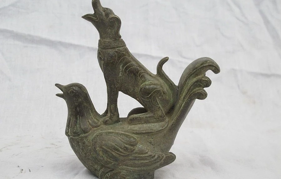 

China Tradition Feng Shui Bronze Dog Ride Chicken Cock Small ornaments Statue