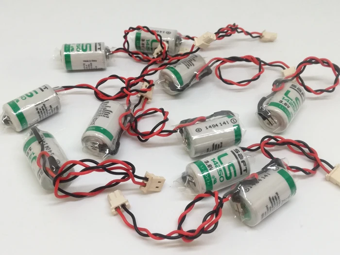 

10pcs/lot New Original SAFT LS 14250 LS14250 1/2 AA 1/2AA 3.6V 1250mAh PLC Lithium Battery With Plug Free Shipping