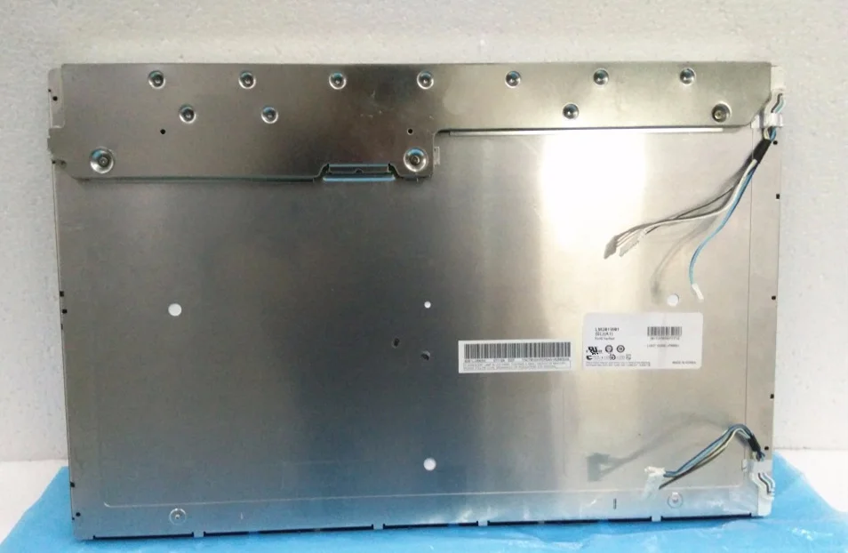 

LM201W01-SLA1 LM201W01(SL)(A1) LCD display screens