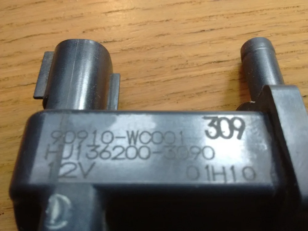 Genuine Vacuum Switching Valve For TOYOTA PEUGEOT AYGO YARIS C1 107