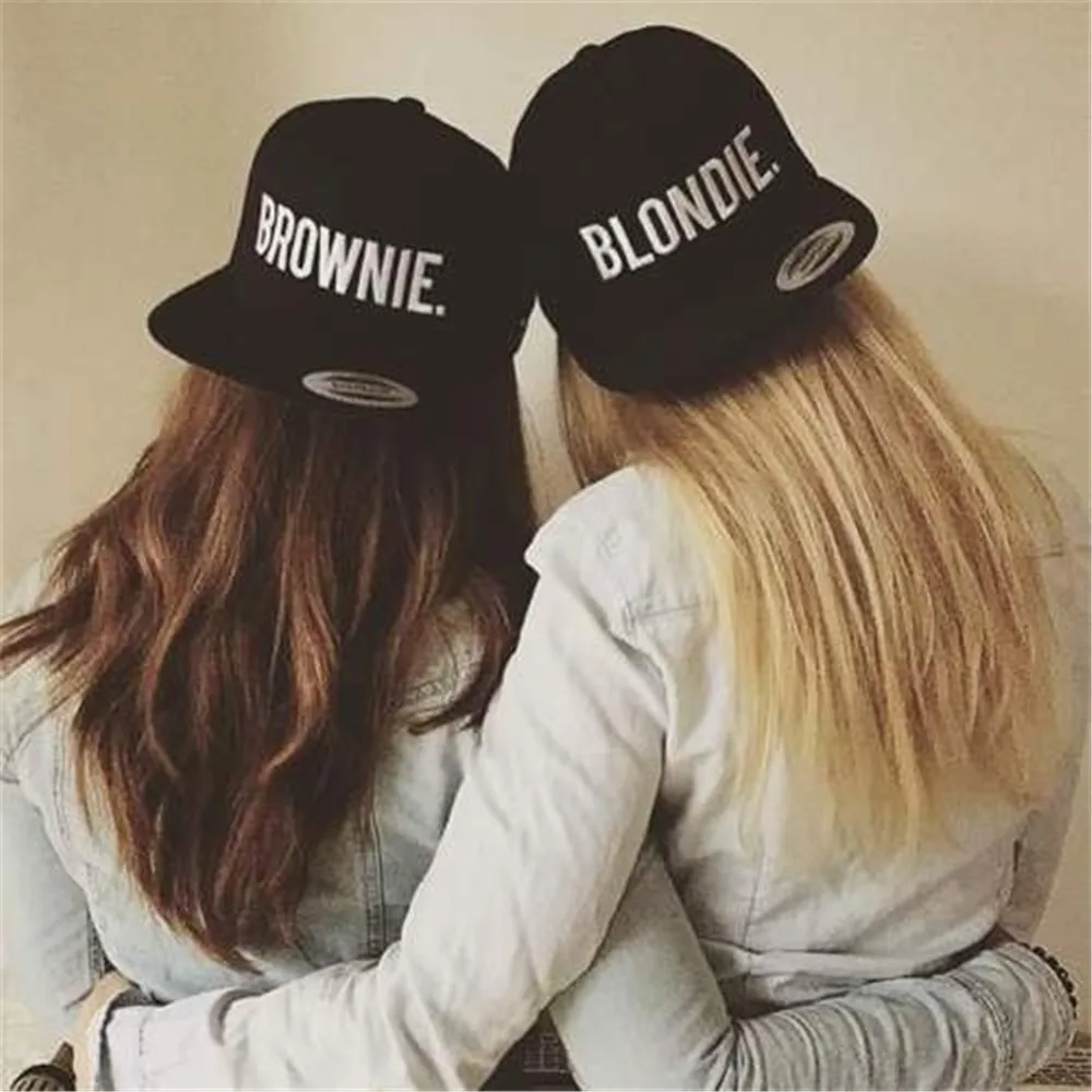 BLONDIE домовой Высокое качество вышивки Лидер продаж Snapback Шапки хлопок Для женщин Подарки для нее Бейсбол Caps Хип-Хоп регулируемая - Цвет: BLONDIE and BROWNIE