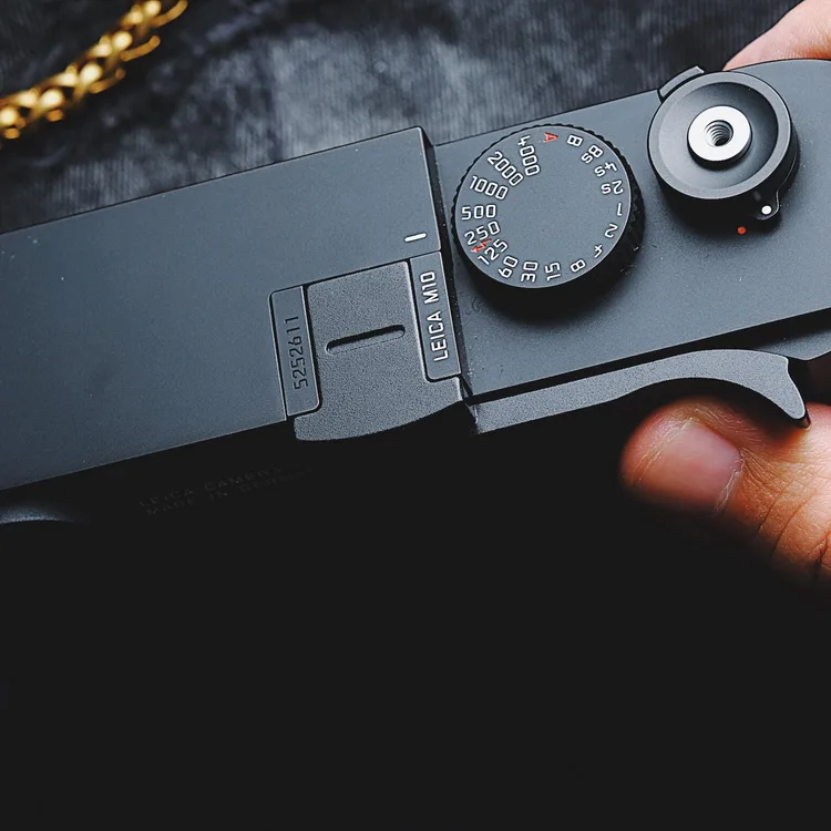 Высококачественная защитная накладка упор для большого пальца алюминиевый сплав Горячий башмак Крышка идеально подходит для Leica M10