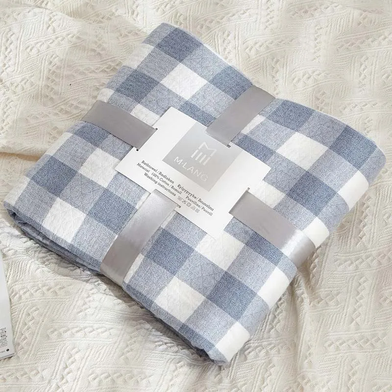 Хлопковое газовое мягкое муслиновое полотенце одеяло для детей и взрослых одеяло на кровать/диван/самолет/путешествия - Цвет: blue (small plaid)
