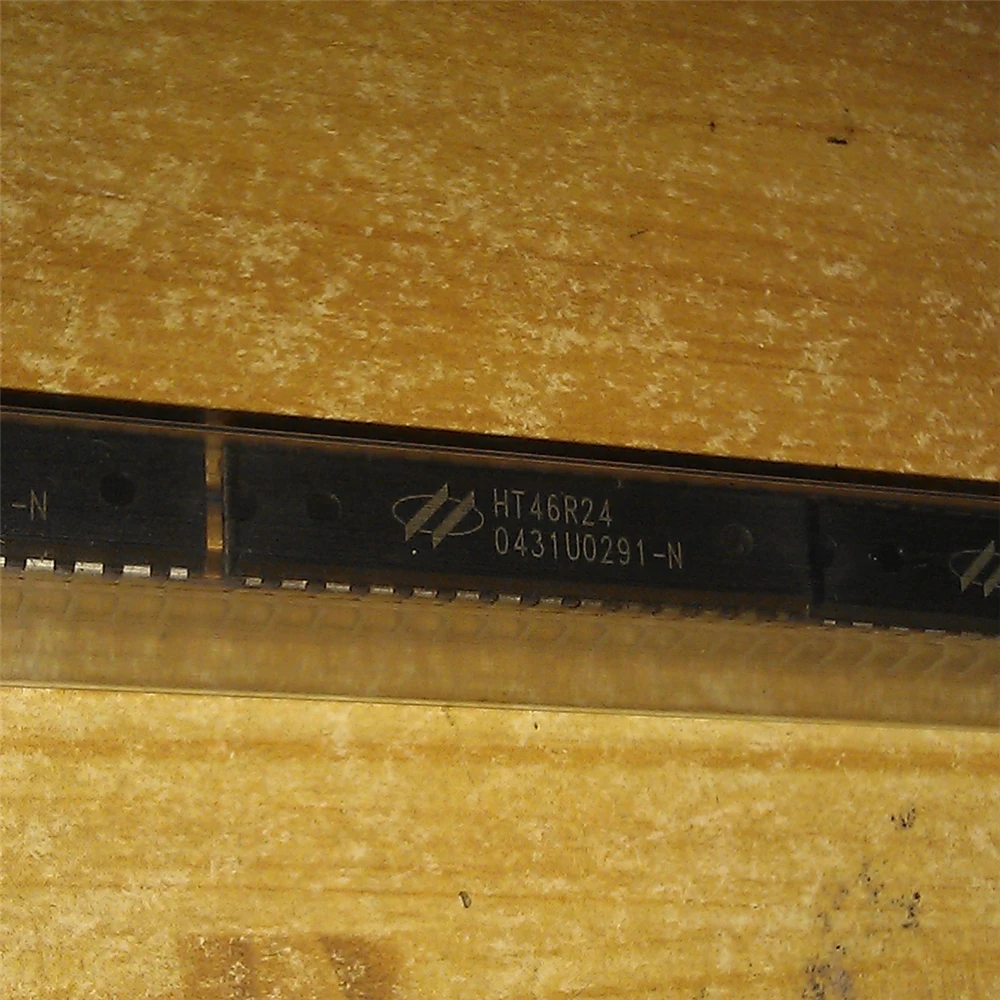 HT46R24 46R24 10 шт./лот