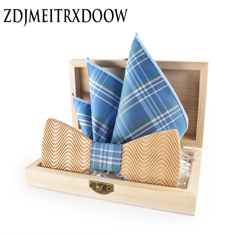  ZDJMEITRXDOOW Men Wooden Bow Tie Maple Grid Handkerchief set With Wood Box