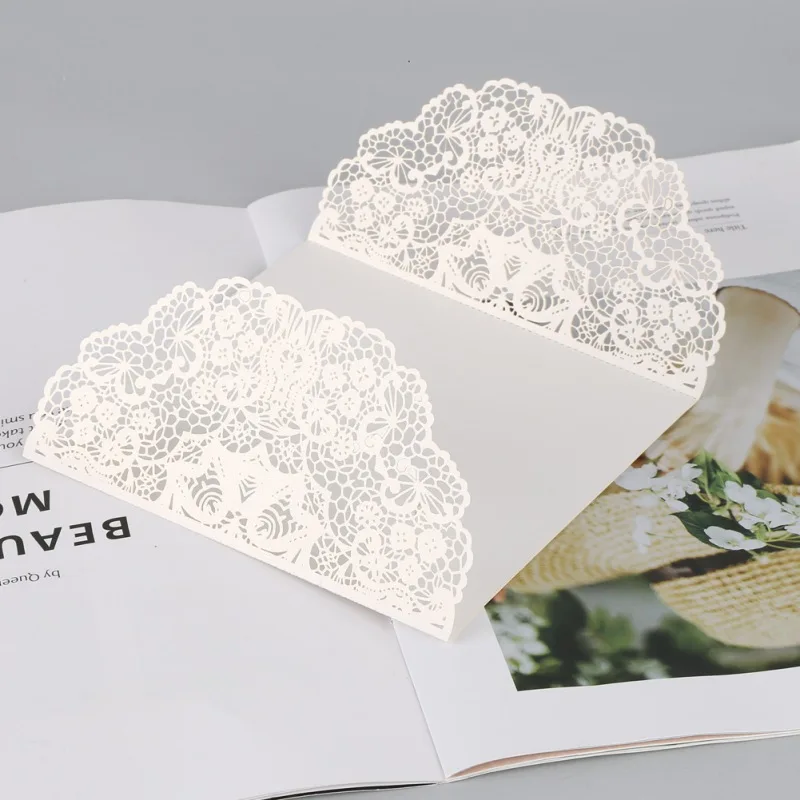 Белые 10 шт Вертикальные пригласительные комплекты открыток с лазерной огранкой и бабочкой для свадьбы, свадьбы, дня рождения, юбилея, вечерние