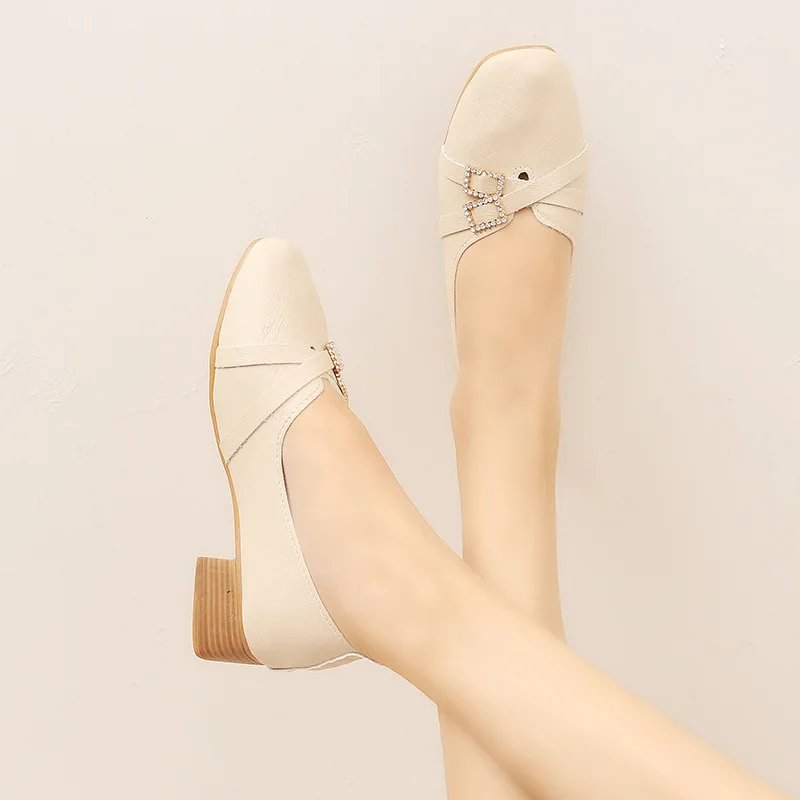 

2019 fashion new women's shoes wild flat square square retro spring women's shoes
