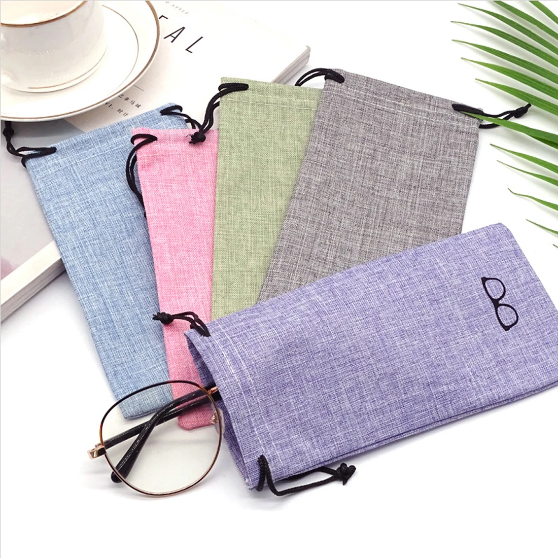 

1PCS Portable Glass Bag Sunglasses Pouch for Eyewear Container Linen Fabric Smooth Surface Good Quality Glasses Bag eye contacts