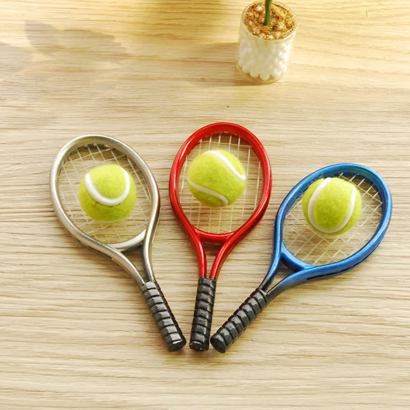 C011 الأطفال طفل هدية لعبة 1:6 دمية مصغرة الأثاث مصغرة rement التنس مع الكرة 2 قطعة/المجموعة