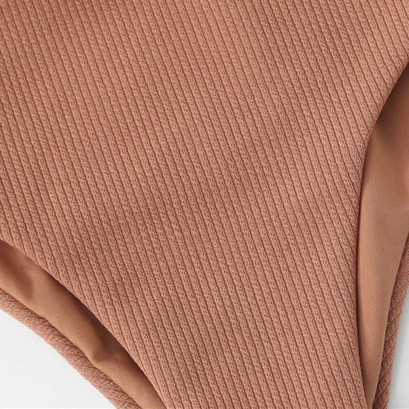 15245330253049142407