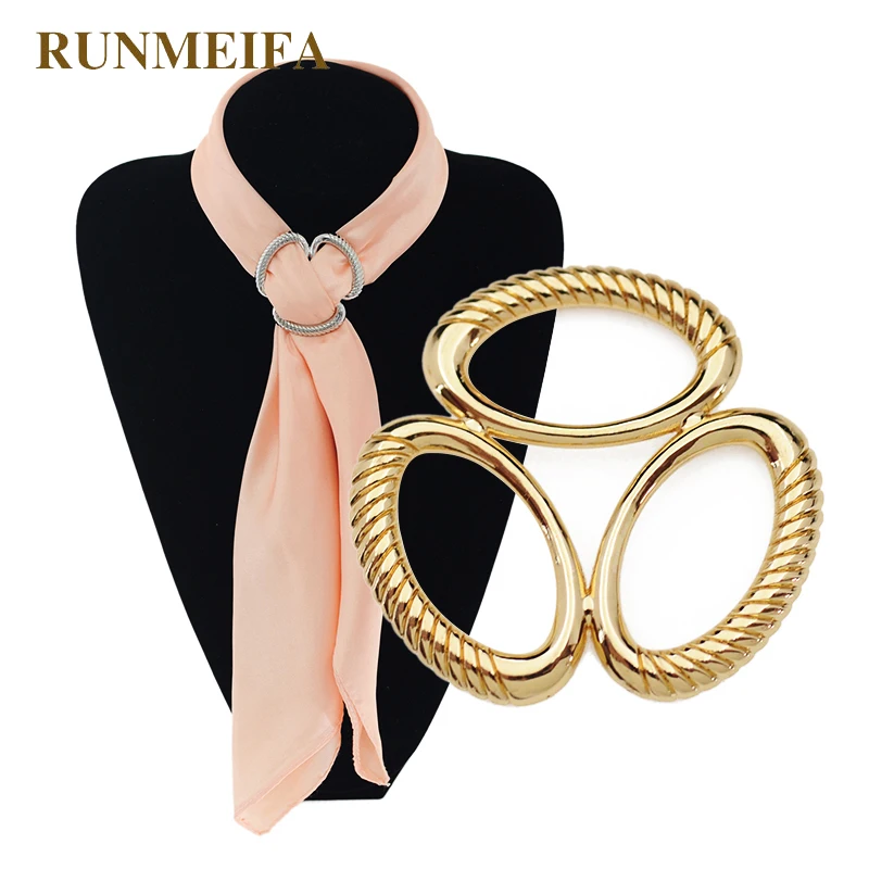 

RUNMEIFA Three Circle Silk Scarf Buckle New Iron Alloy Fashion Plating Oval Three Circle Studded Silk Scarf Buckle Wholesale