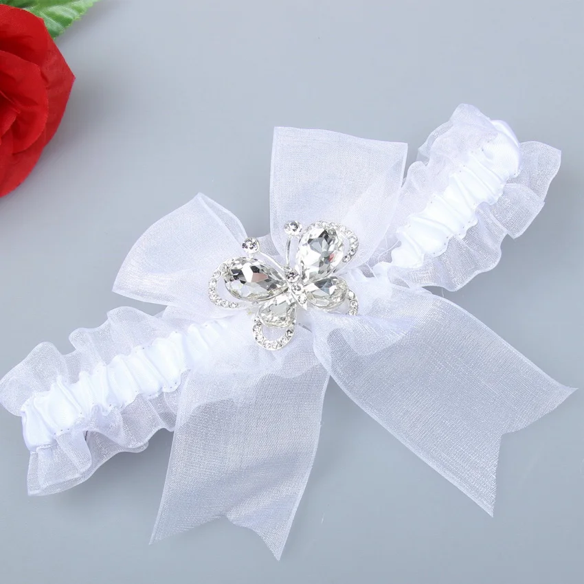 List 94+ Wallpaper Who Buys The Garter Belt For The Bride Stunning