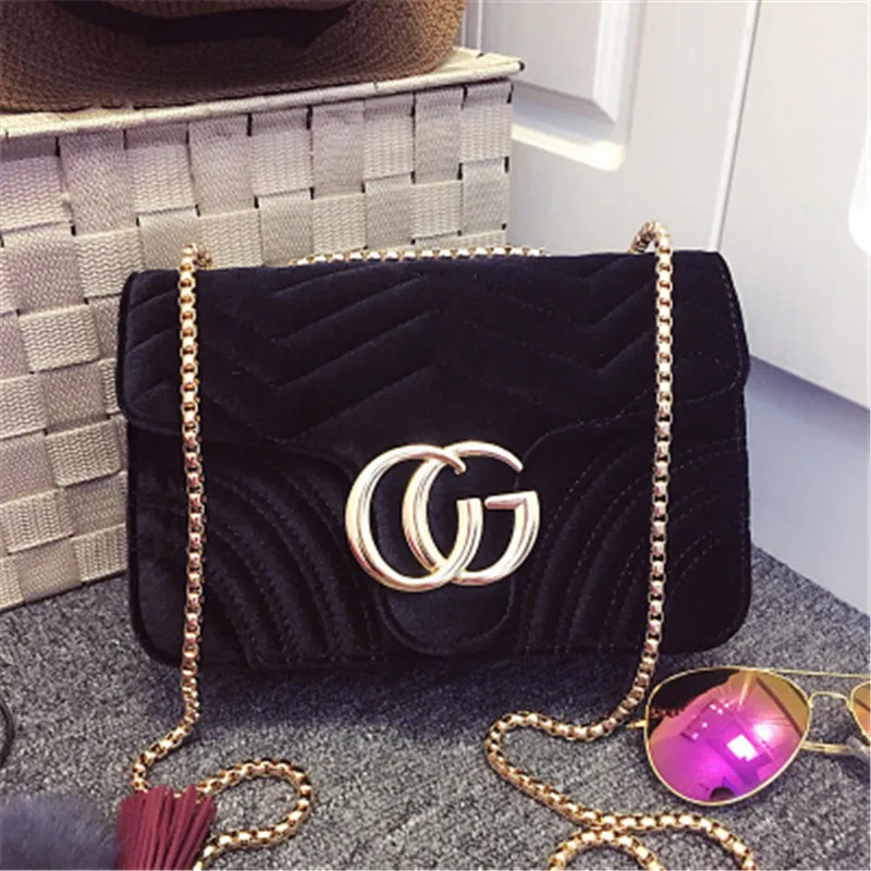 

Women's bag 2018 autumn and winter new gold velvet diamond chain bag LOGO CG shoulder Messenger bag