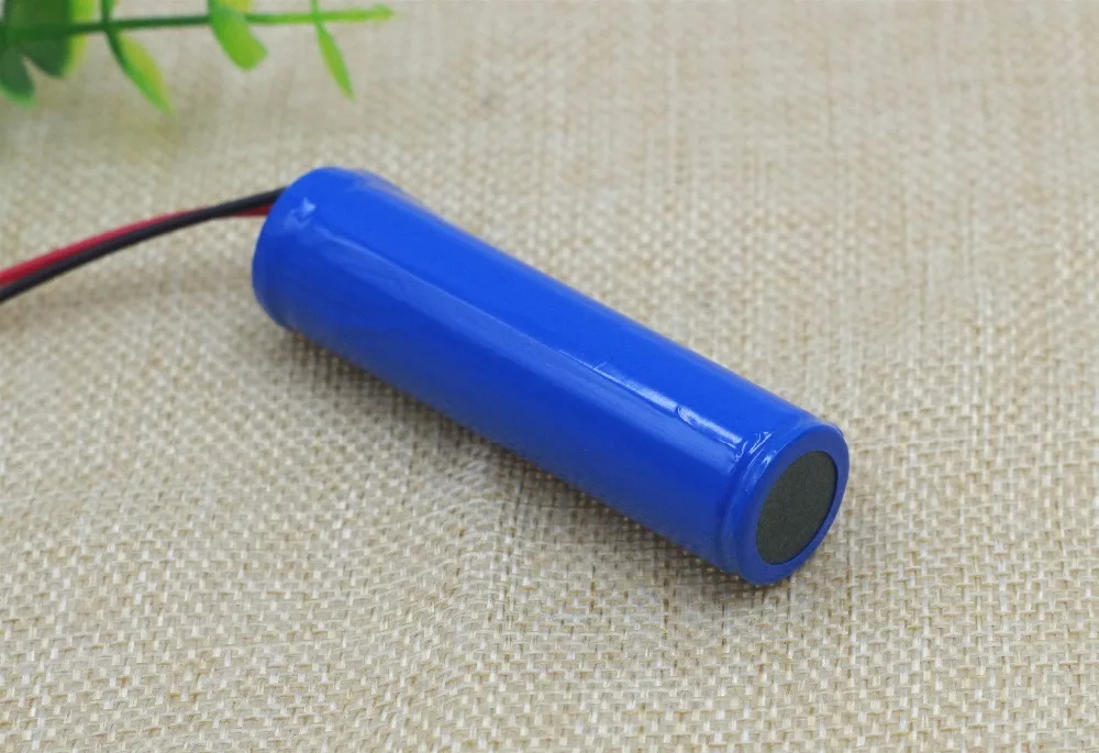 3.7V 2000-1