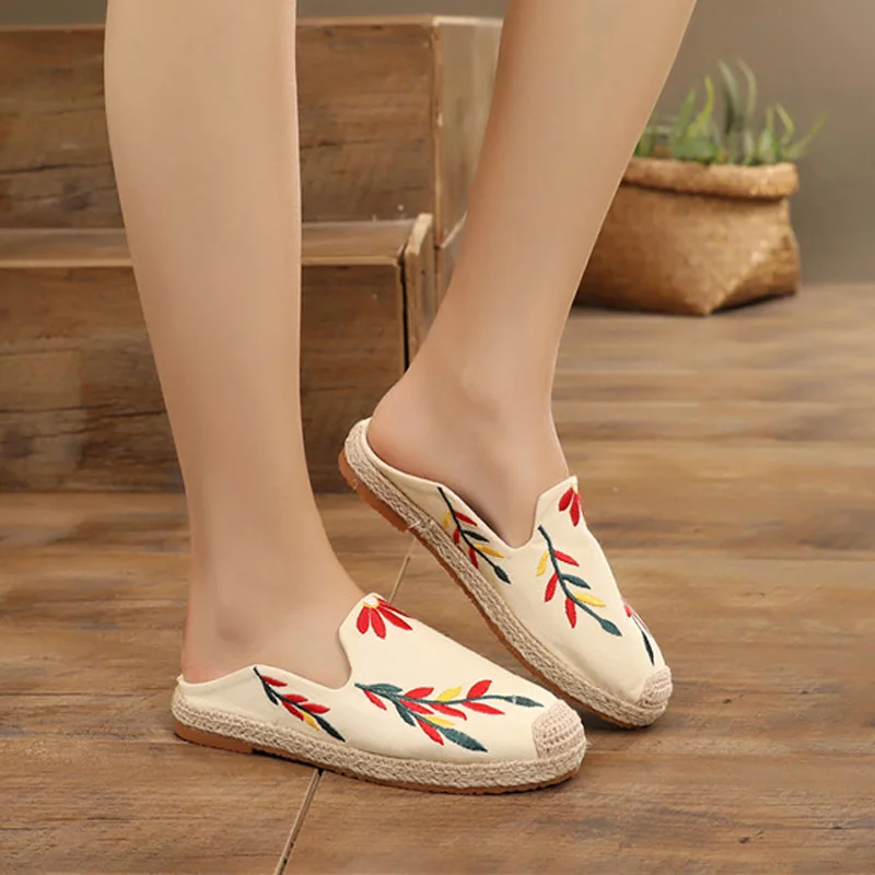 

2019 Women Flamingo Shoes Canvas Shoes Woman Causal Shoes Comfortable Slip On Fabric Flats Embroider Shoes Women