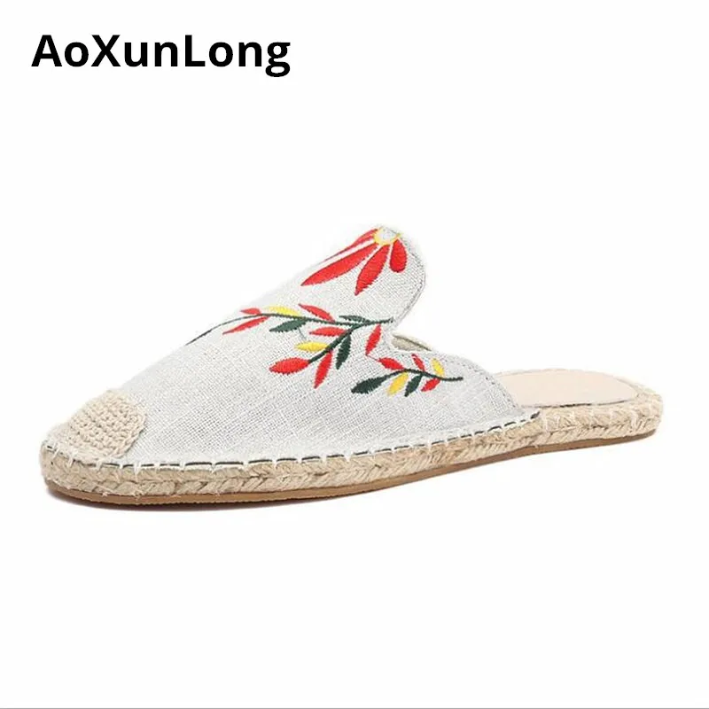 

New Hemp Shoes Woman Fashion Flower Slippers Women Slips Fisherman Shoes Outdoor Leisure Flat Shoes Women Spring Home Slippers