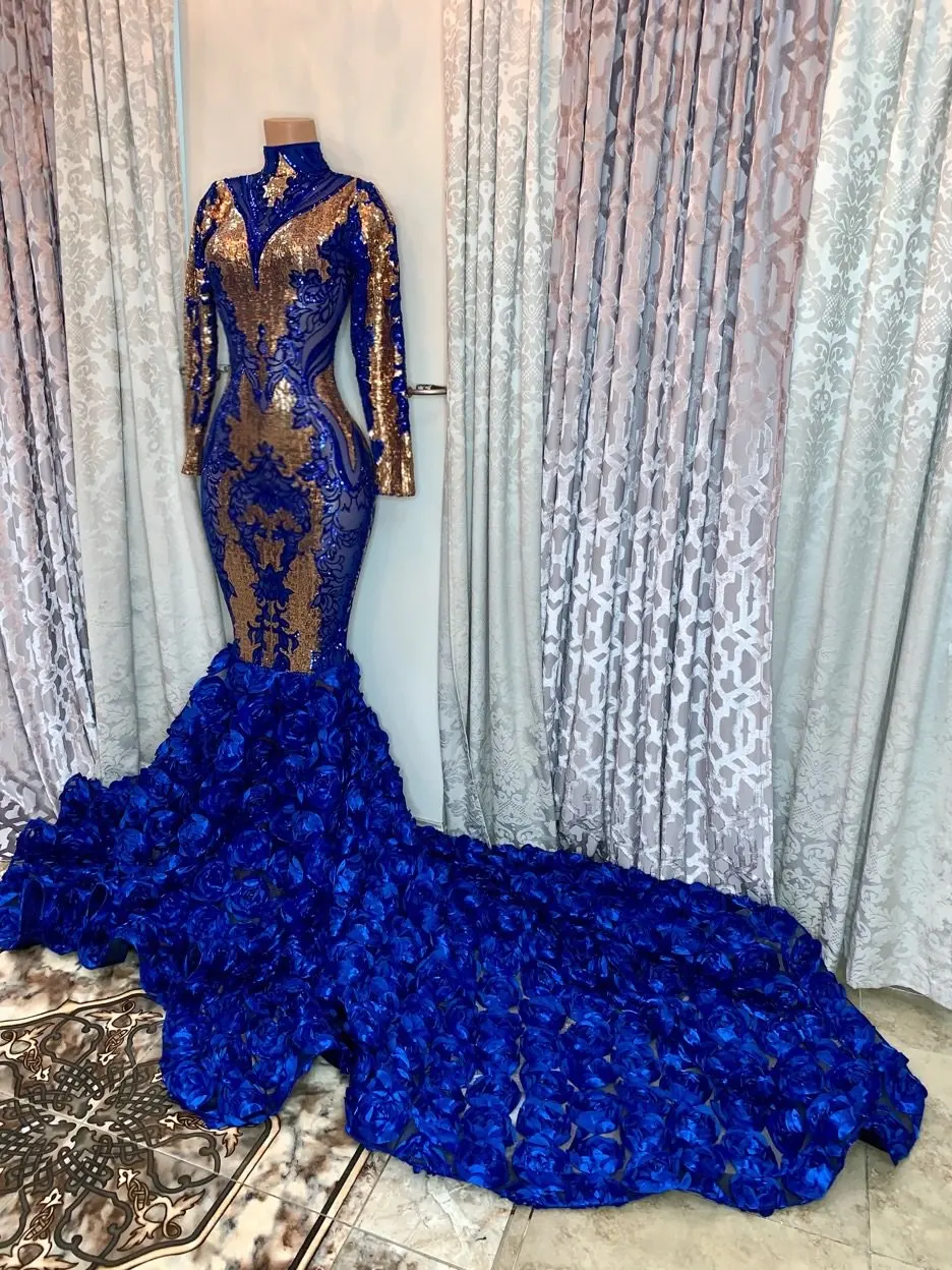 Long sleeve rose gold bridesmaid dresses with bouquets