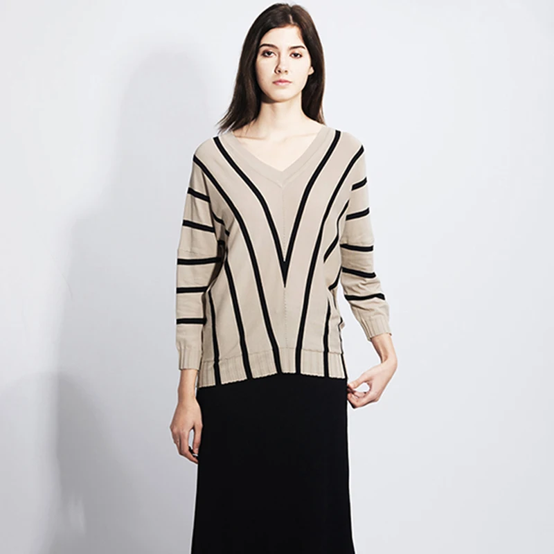 Autumn Fashion Bat Sleeve Sweaters Female V-Neck Knitted Sweater Casual Loose Tops Women Stripe Pull Femme | Женская одежда