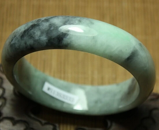 

002014 Certified Natural Green A Jadeite Jade Bangle Bracelet Handmade (A0429)