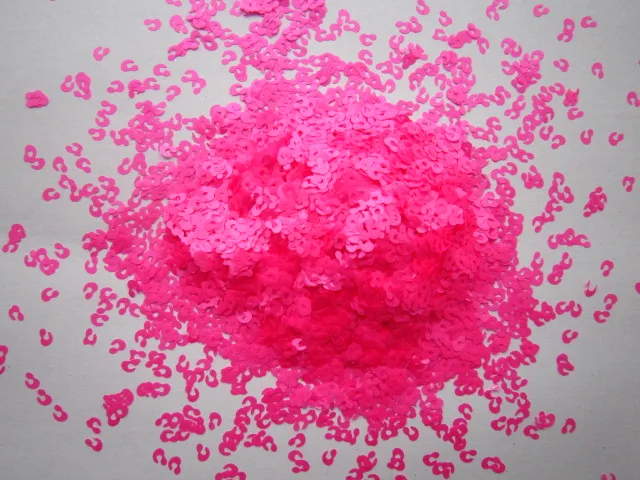 

Solvent Resistant Glitter Neon Pink Leopard Spot shape Glitter 3.0MM Size Glitter for nail Art Decoration makeup