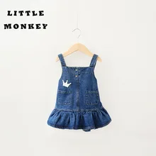 Комбинезон для маленьких девочек; детские джинсовые однотонные синие штаны; одежда с принтом короны на лямках для маленьких девочек; Модный хлопковый комбинезон