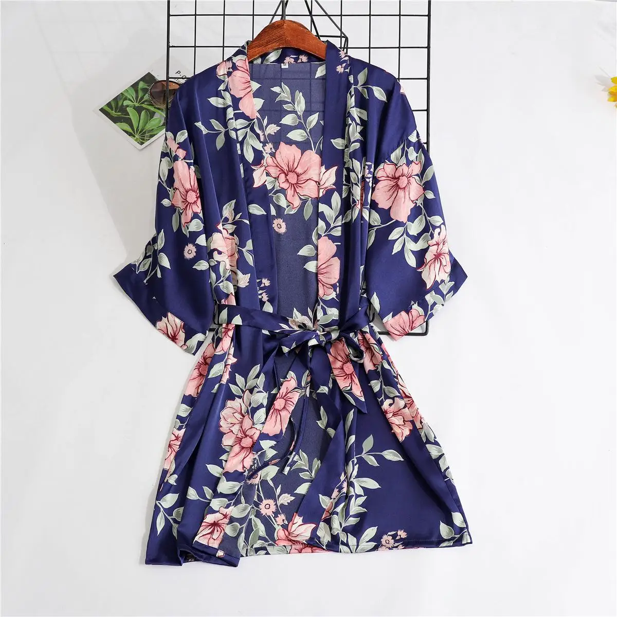 Черный женский комплект из 4 предметов: топ на бретелях и штаны Пижама комплекты одежды для сна Весенняя домашняя ночная рубашка соблазнительное кимоно Халат - Цвет: F - 2