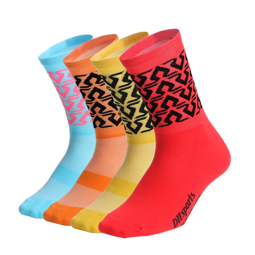 New Professional Cycling Socks Breathable Wicking Outdoor Sports Socks
